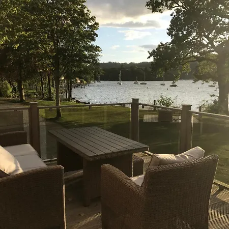 Holiday home Loubi's Lakeside *