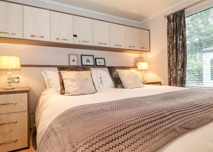 Loubi's Lakeside Windermere