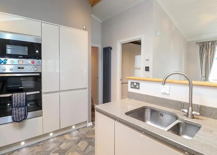 Loubi's Lakeside Windermere